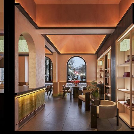 Happy Dragon Courtyard- Newly Renovated With French Windows, Near Tian'Anmen Forbidden City,Lama Temple And Heaven Temple, 3Minutes Walk From Subway,Fluent English Speaking With Tourist Sights Tickets Service ,Free Coffee &Laundry Service Peking Exteriér fotografie